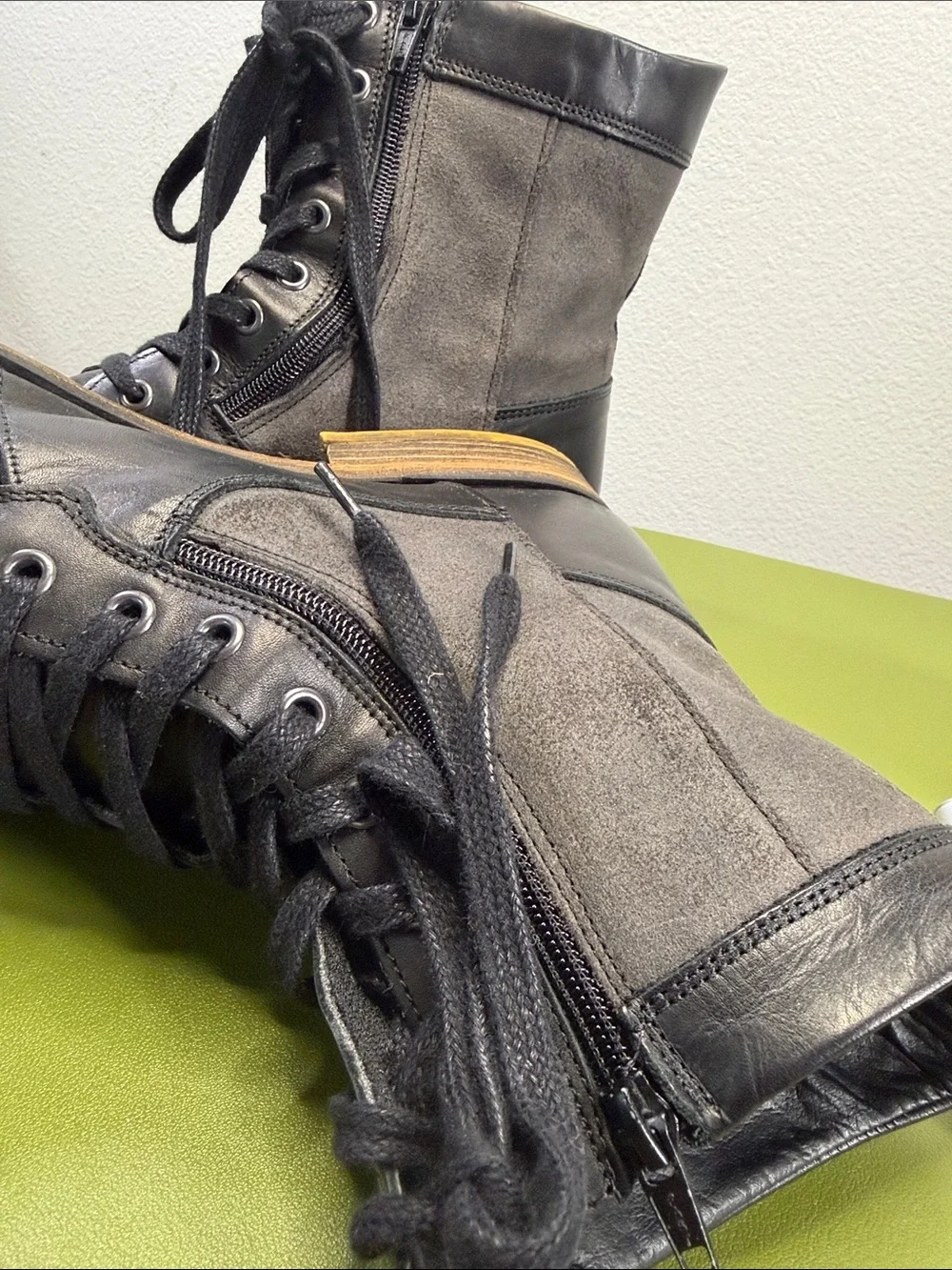 Steve Madden Black Leather Lace-Up Zip Combat Boots Size 12